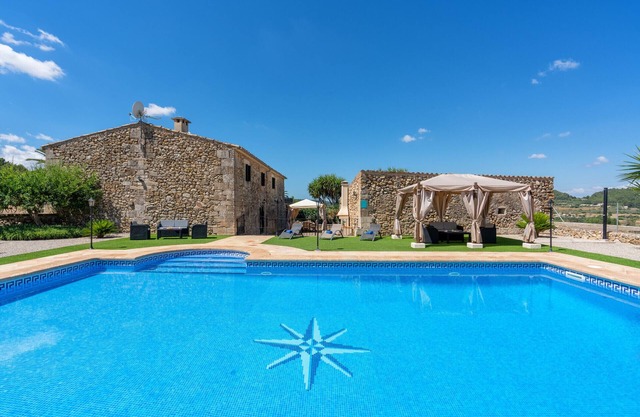 Cases De Son Roig - Four Bedroom Villa, Sleeps 6