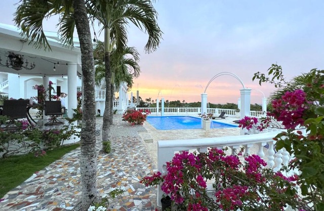 Casita #2 Apt Style 2 BR, 2 Bath at Casablanca