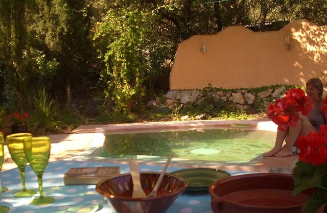 Casita with mountain views, jacuzzi and pool