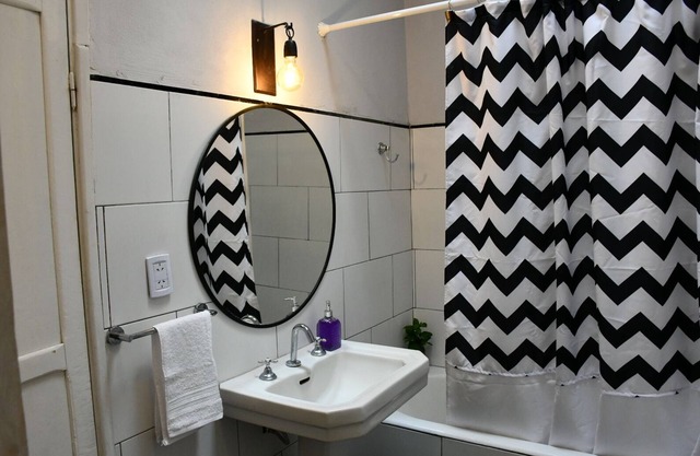 Casona Alegre with outdoor Jacuzzi in Luján Argentina