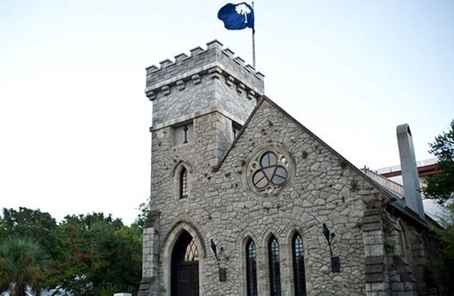 Castle Mugdock - Fairy-Tale Gothic Castle w/ Pool