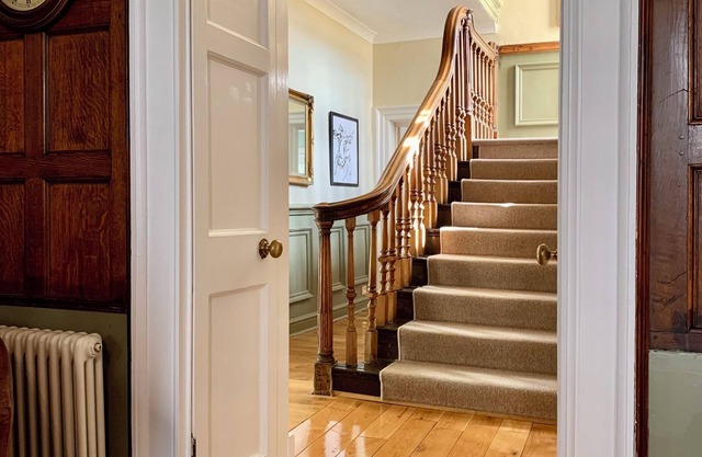 Castlegate Townhouse stylish Grade 2* Listed Georgian home packed with character