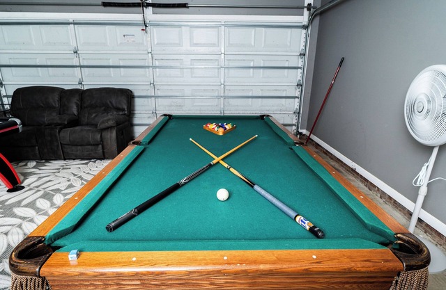 Cataula house: pool & games