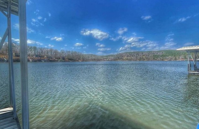 Catfish Cabin on Smith Lake- Crooked Creek!
