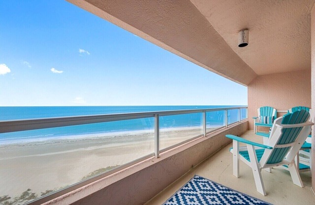 CBC 1-10B –Gulf Front Beauty with pool, hot tub, gym & pickleball!