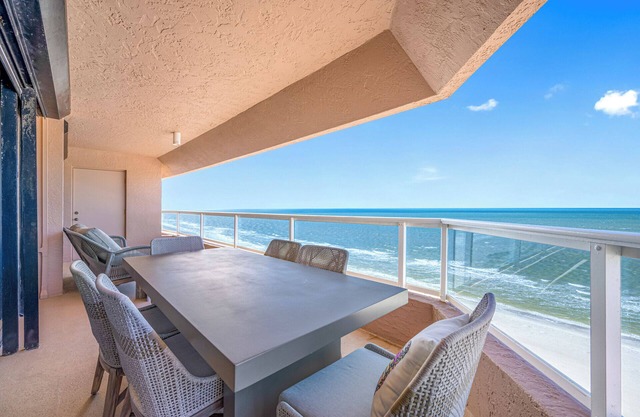 CBC 1-17G – Amazing Gulf & Intercoastal Views!