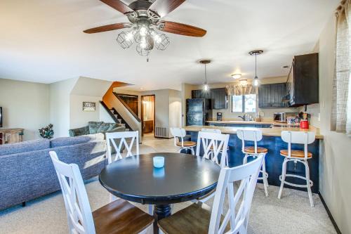 Cecil Vacation Rental Walk to Shawano Lake!