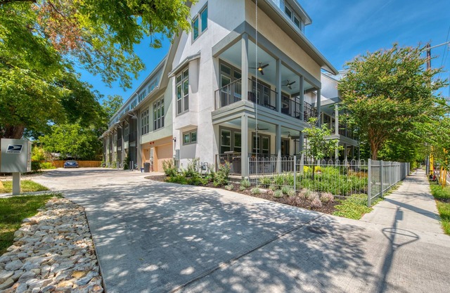 Cedar St. Luxe Group Retreat