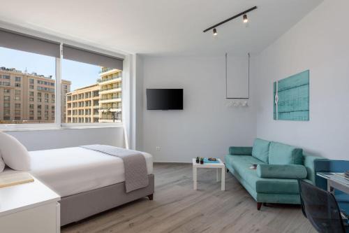 Central Athens Resort 2