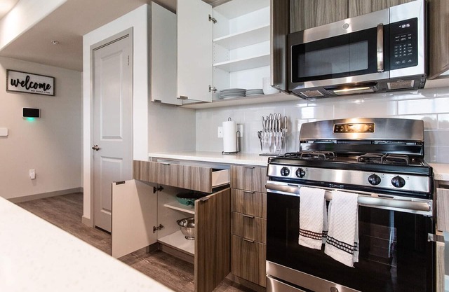 Central Camarillo Apartment Home