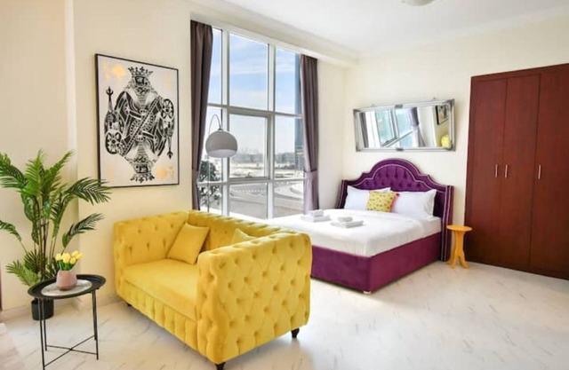 Central Chic with a twist studio