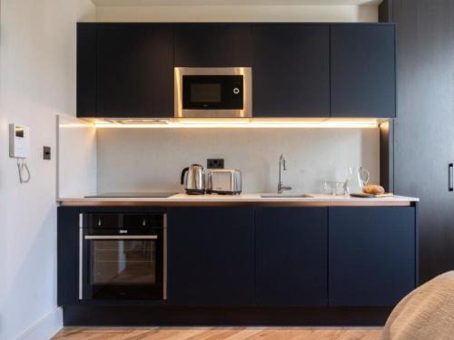 Central London Ensuite, Exclusive Experiences