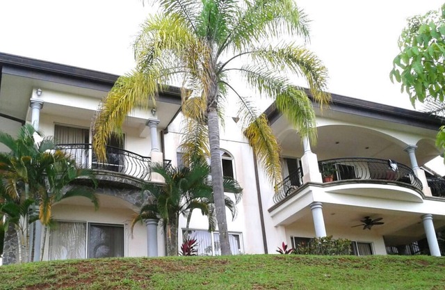 Central Pacific Coast Condo, near Manual Antonio National Park, Bejuco Beach