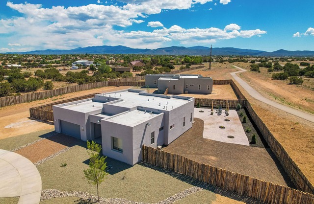 Centrally located, A/C, pet friendly, large yard, mountain views