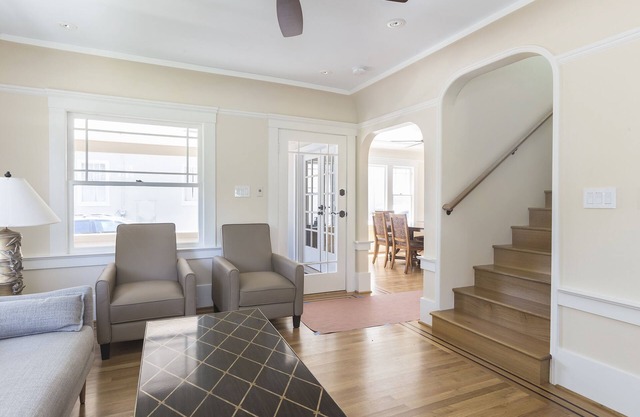 Centrally located Craftsman home