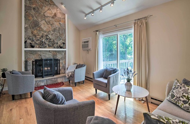 Centrally Located Gurnee Townhome w/ Deck!