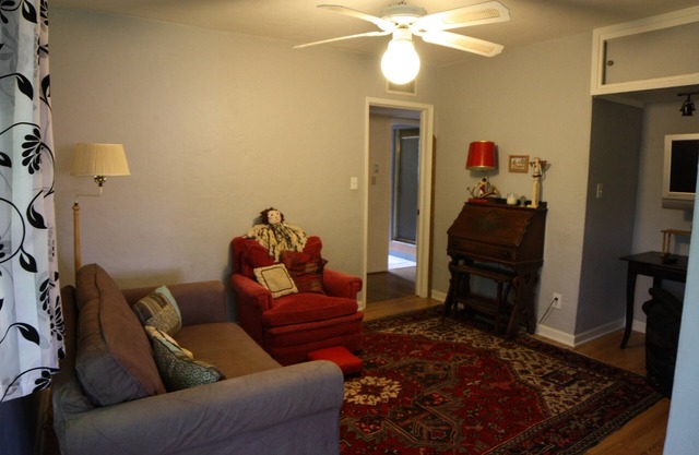 Centrally located next to Banner UMC and U of A