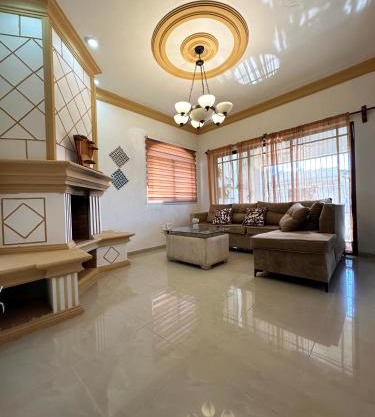 Cerca del divino niño I WiFi I TV