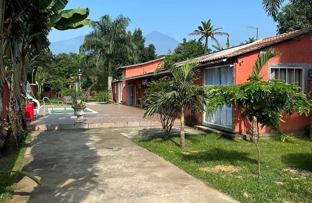 Chácara de Alto Padrão, Aninhada no Coração de uma Exuberante Reserva Ecológica