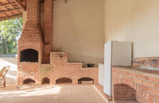 Chácara em Piracaia com Piscina e Churrasqueira