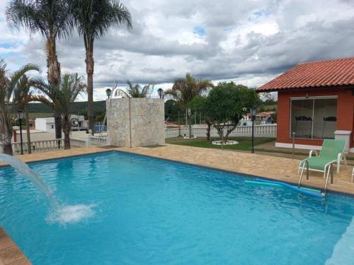 Chácara em Sarapui com 5 quartos sendo 3 suítes