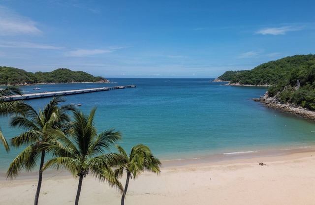 Charming beachfront condo on Playa Santa Cruz - steps to the beach!