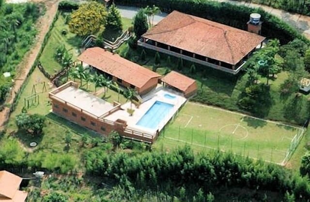 Chacara w/wifi 7 rooms