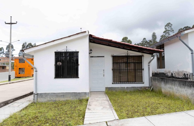 Chachapoyas' Bungalows. Be comfortable! Visit Kuelap and other attractions