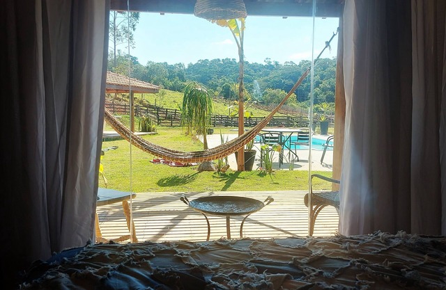 Chalé Arara - Guest House na Roça Muito Conforto com a Experiência da Roça