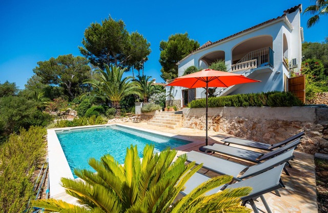 Chalet 'Casa Inés' with Private Terrace, Wi-Fi and Air Conditioning