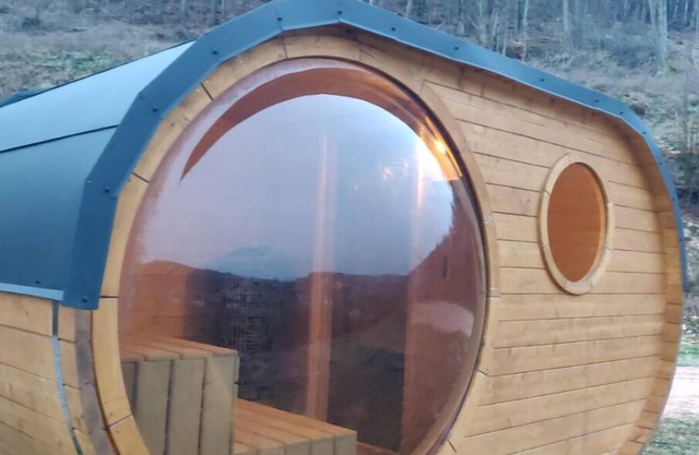 Chalet + Jacuzzi® + Sauna