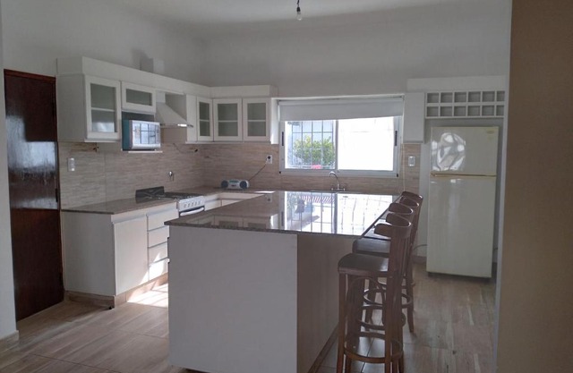 Chalet Punta Mogotes con Parque para 8 personas