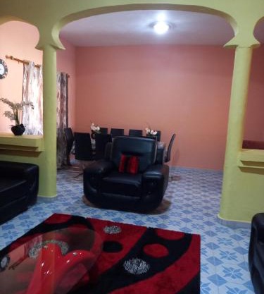 Chambre privée meublée climatisée