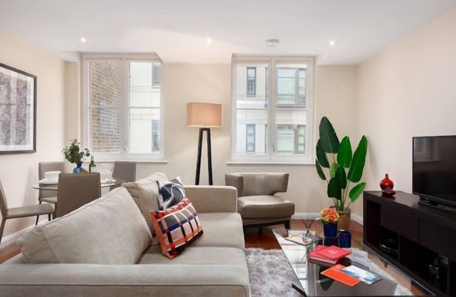 Chancery Lane, Central London by Interhome