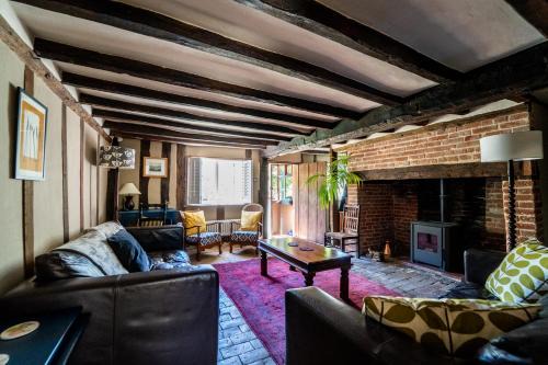 Character cottage next to idyllic country walks