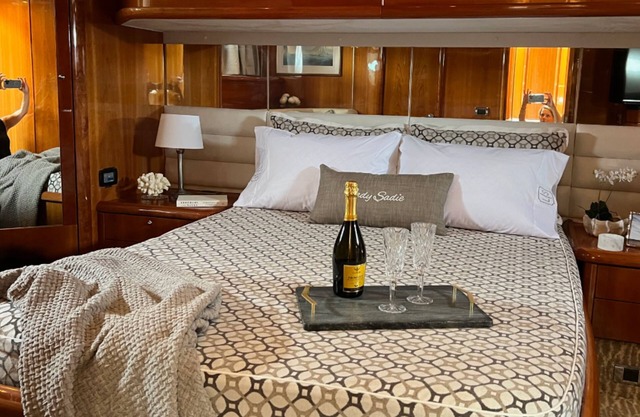 Charleston’s best private luxury accommodation: welcome aboard Lady Sadie.