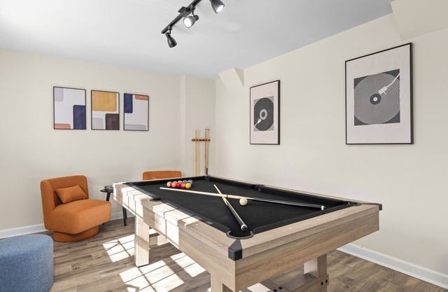 Charlotte Game Haven: Pool Table, Games & Fun Near the Action