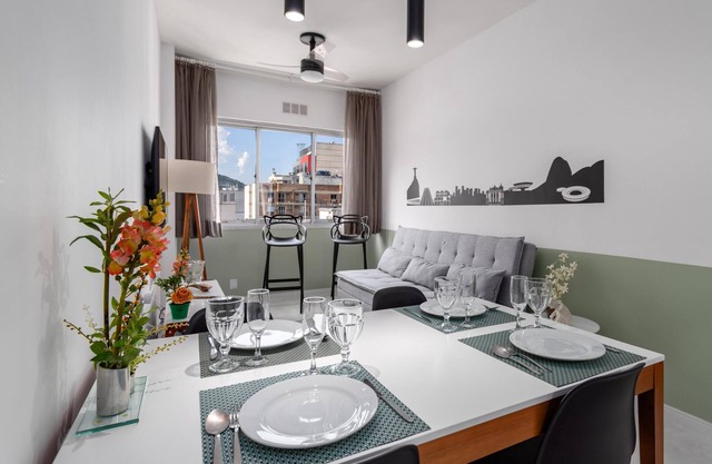 Charm in Botafogo Well Decorated Sct1202