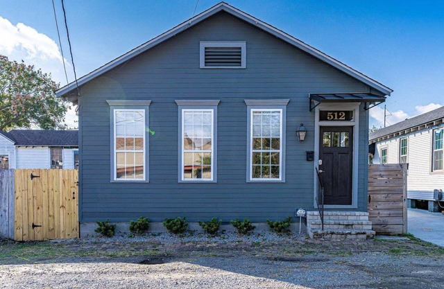 Charm in Uptown: Exclusive 3BR, 2BA Home, Backyard - Your NOLA Oasis Awaits!