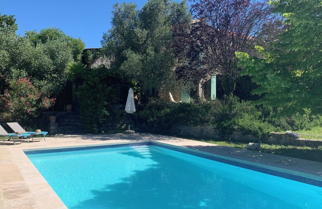 Charming stone house near Uzès 4 bedrooms,2 bathrooms,heated pool,garden & Wifi