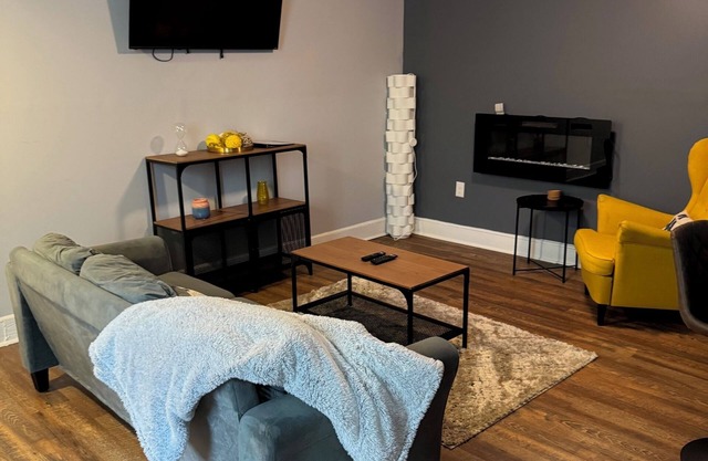 Charming 1-bedroom apartment with WiFi, close to the hospital in Greenwood