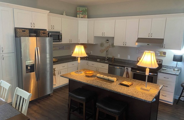 Charming 1-bedroom house with WiFi in wonderful Osage Beach