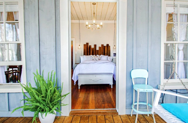 Charming 19th-Century Schoolhouse - Dogs Stay Free!