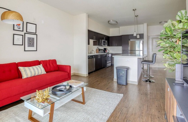 Charming 1BR in South San Jose, Gym + Pool