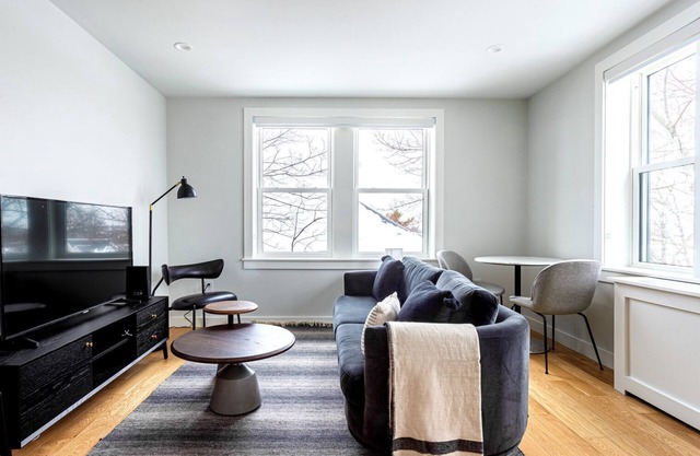 Charming 1BR, Minutes from Union Square, Porter Square, and Davis Square