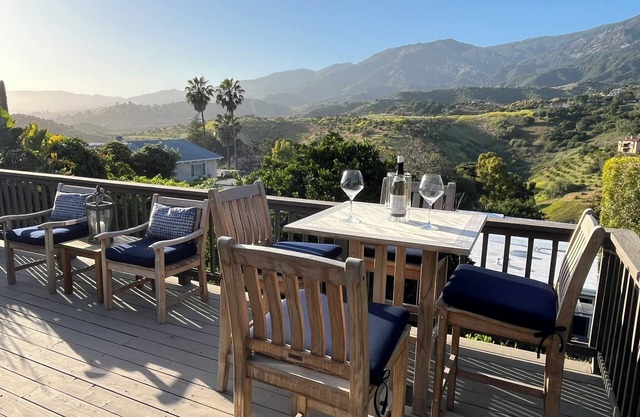 Charming 2-bedroom view home in beautiful Santa Barbara.