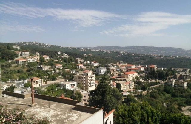 Charming 2-bedroom apartment with WiFi, AC in lovely Kesrwan