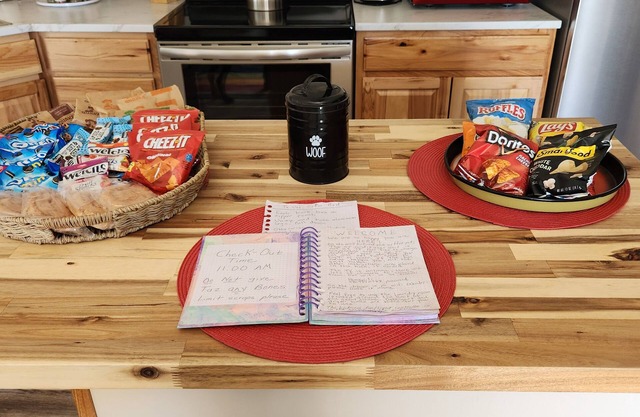 Charming 2 bedroom cottage in peaceful Paulden only15 minutes to GUNSITE ACADEMY