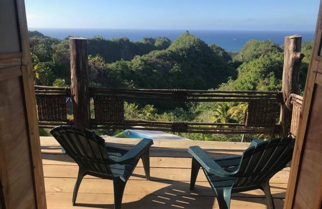 Charming 2-bedroom farmhouse in enchanting El Limón with WiFi