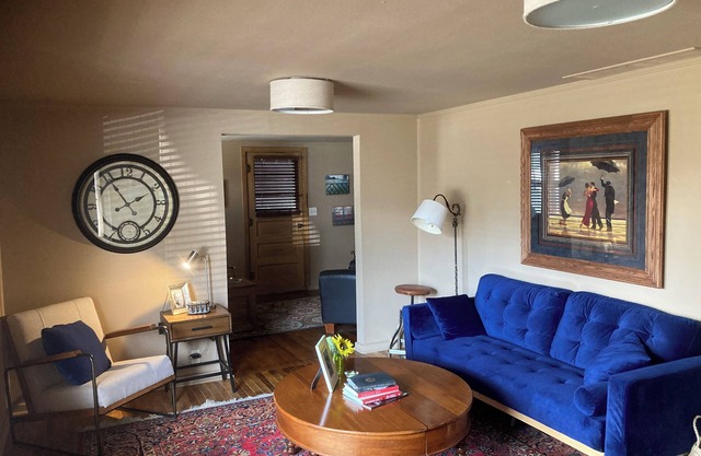 Charming 2-bedroom house in lovely Peru with AC